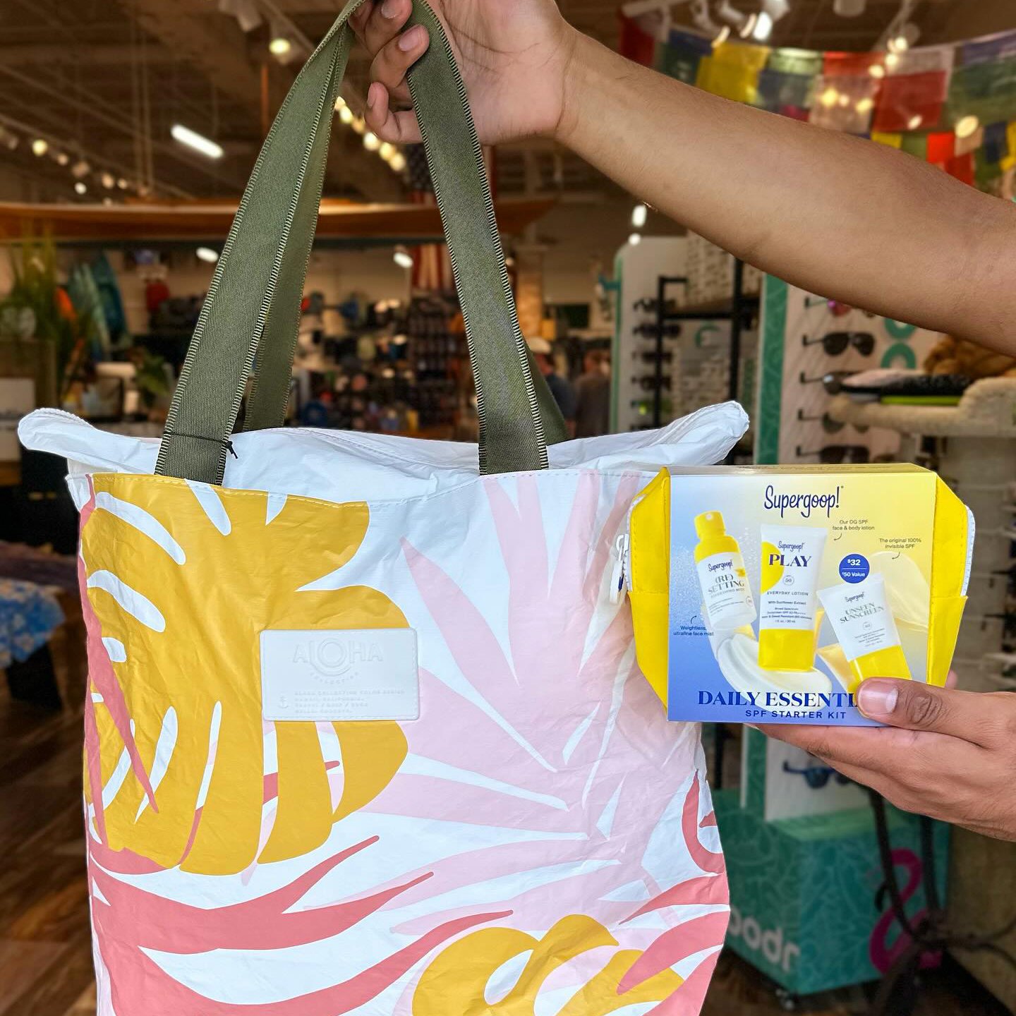 HIGH COUNTRY OUTFITTERS High Country outfitters beach products and bag